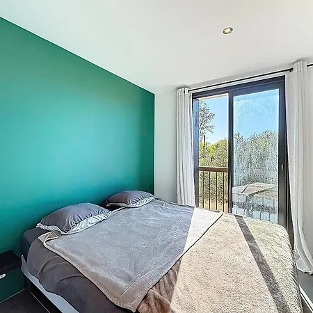 Cosy, Climatisation Et Wifi - 2 Pers. - Fr-1-770-82 * Saint-Cyr-sur-Mer